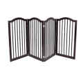 Pet Gate mit gewölktem 4 -Panel -Zaun